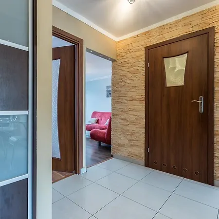 Apartament Rubinowy *