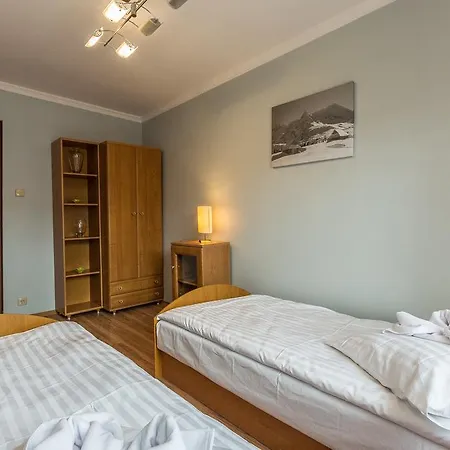 Apartament Rubinowy 考斯赛力克